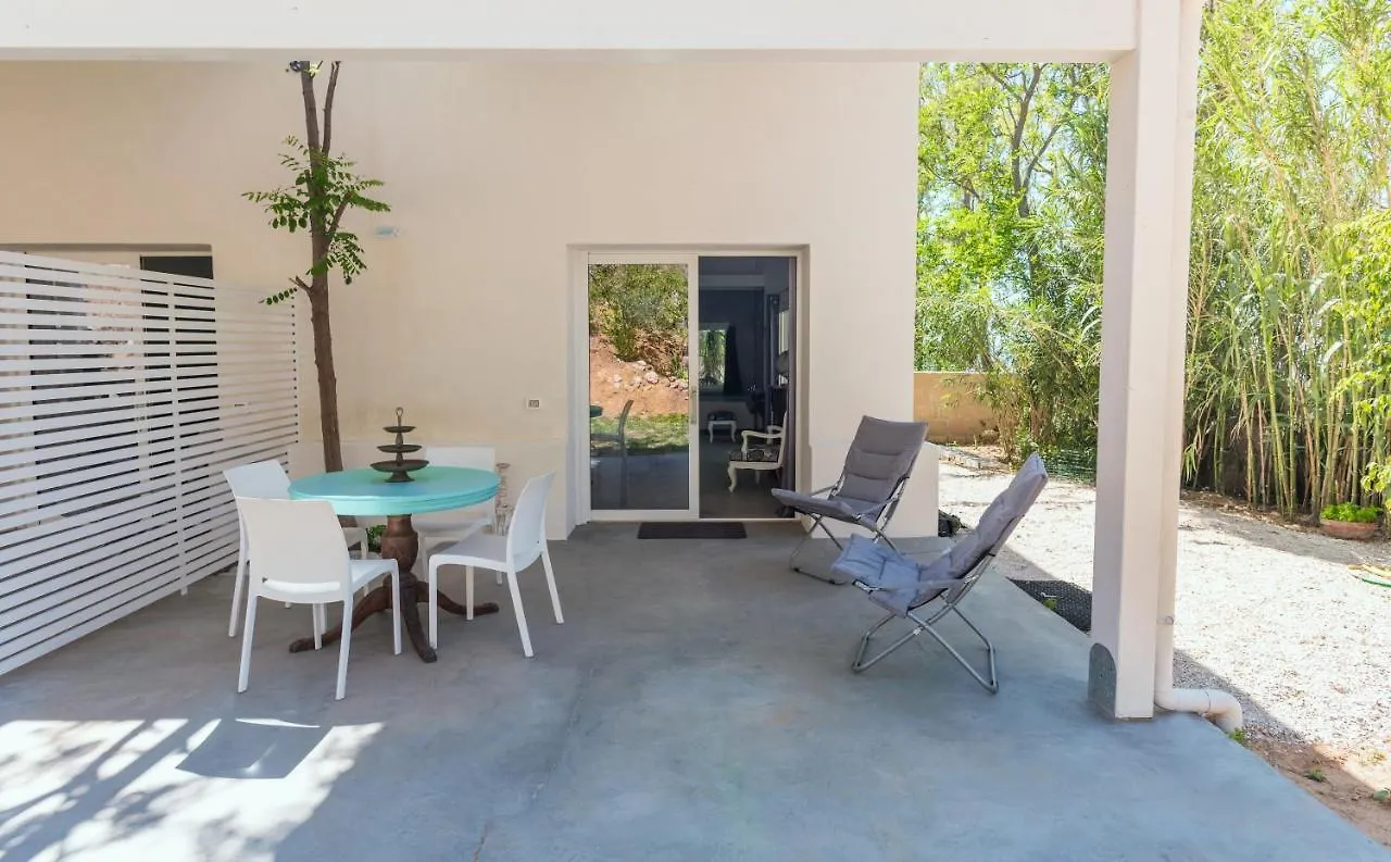 Naturarte Guesthouse Terrasini 2*,  Italy