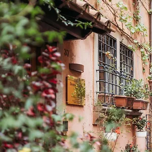 Domus Tiberina 2*, Rome Italie